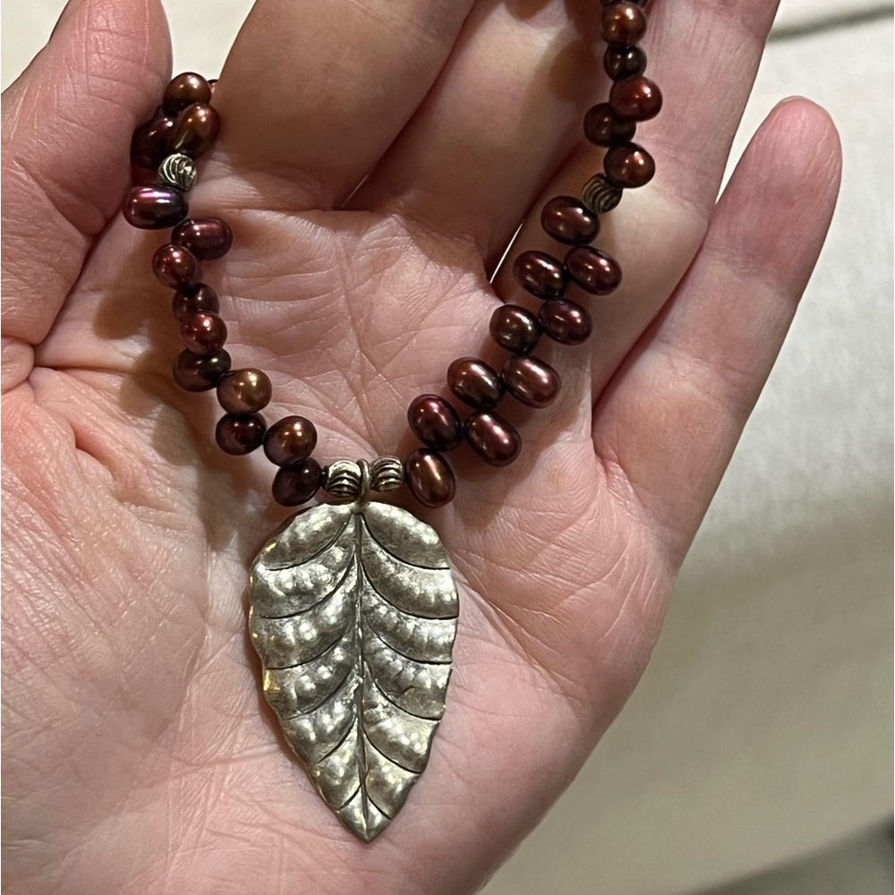 Brown Beaded Leaf Pendant Necklace